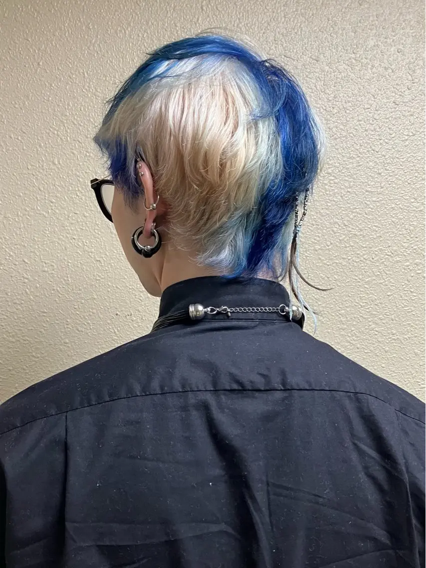 ショート カラー デザインカラー ハイトーンカラー 顔まわりレイヤー 姫カット レイヤーカット カット ヘアカラー fumikaブリーチ /デザインのヘアスタイル