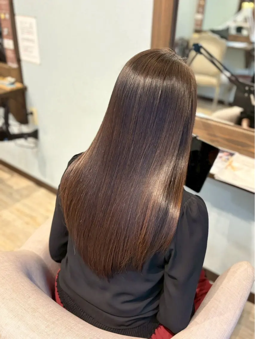 【人気No.2圧倒的ダメージケア】シルクTR超高濃度水素カラー+似合わせカットの写真