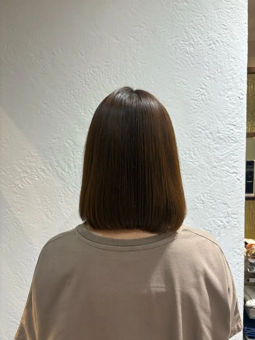 ミディアム 小林 咲璃のヘアスタイル