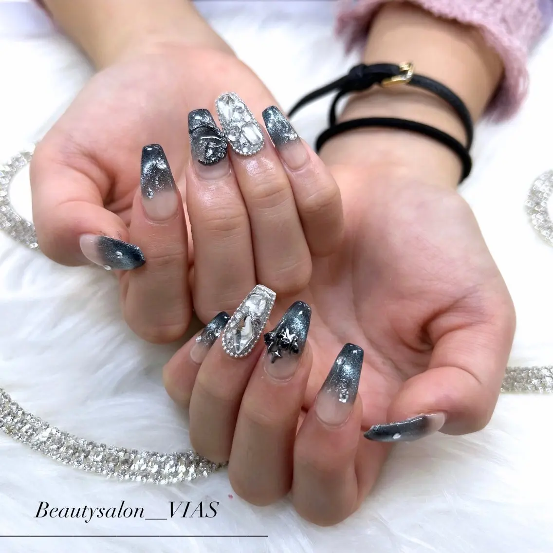 ネイル ハンドネイル VIAS 〜EYE&NAIL〜のマツエク・マツパデザイン
