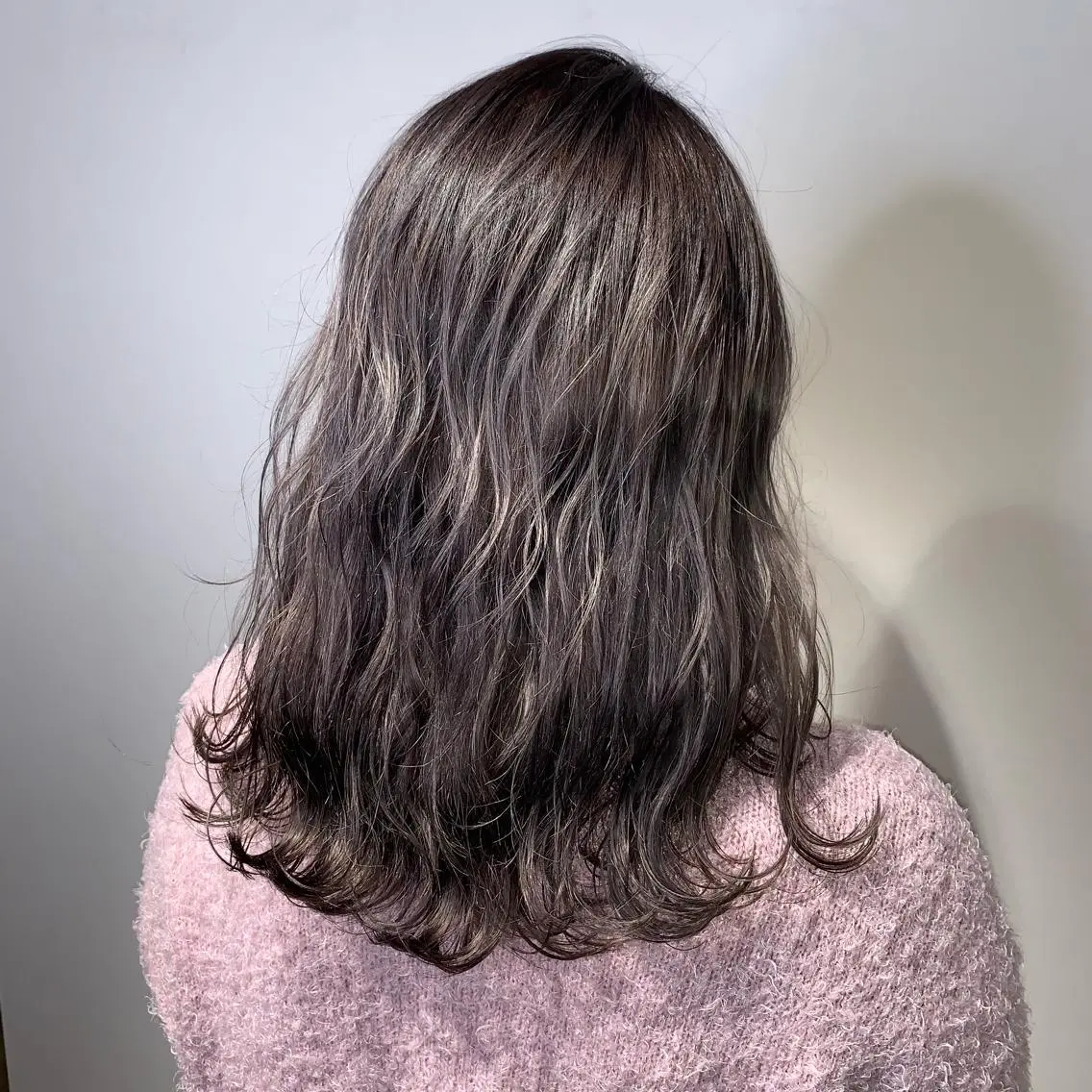 ミディアム カラー ラベンダーカラー ラベンダーグレー 早稲田/ショート/ 髪質改善/艶カラーのヘアスタイル