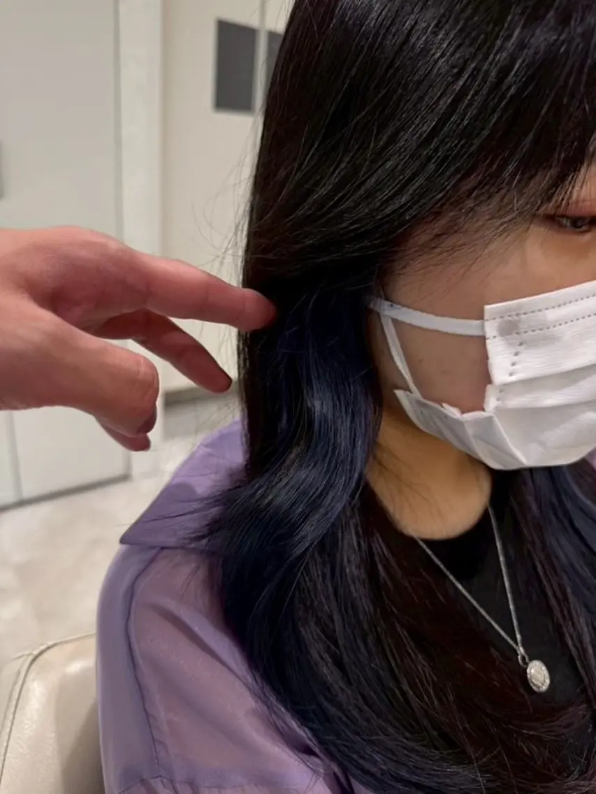 カラー ブルーカラー インナーカラー ヘアカラー 😊モデル募集中😊 🌈髙部けいご🌈のヘアスタイル