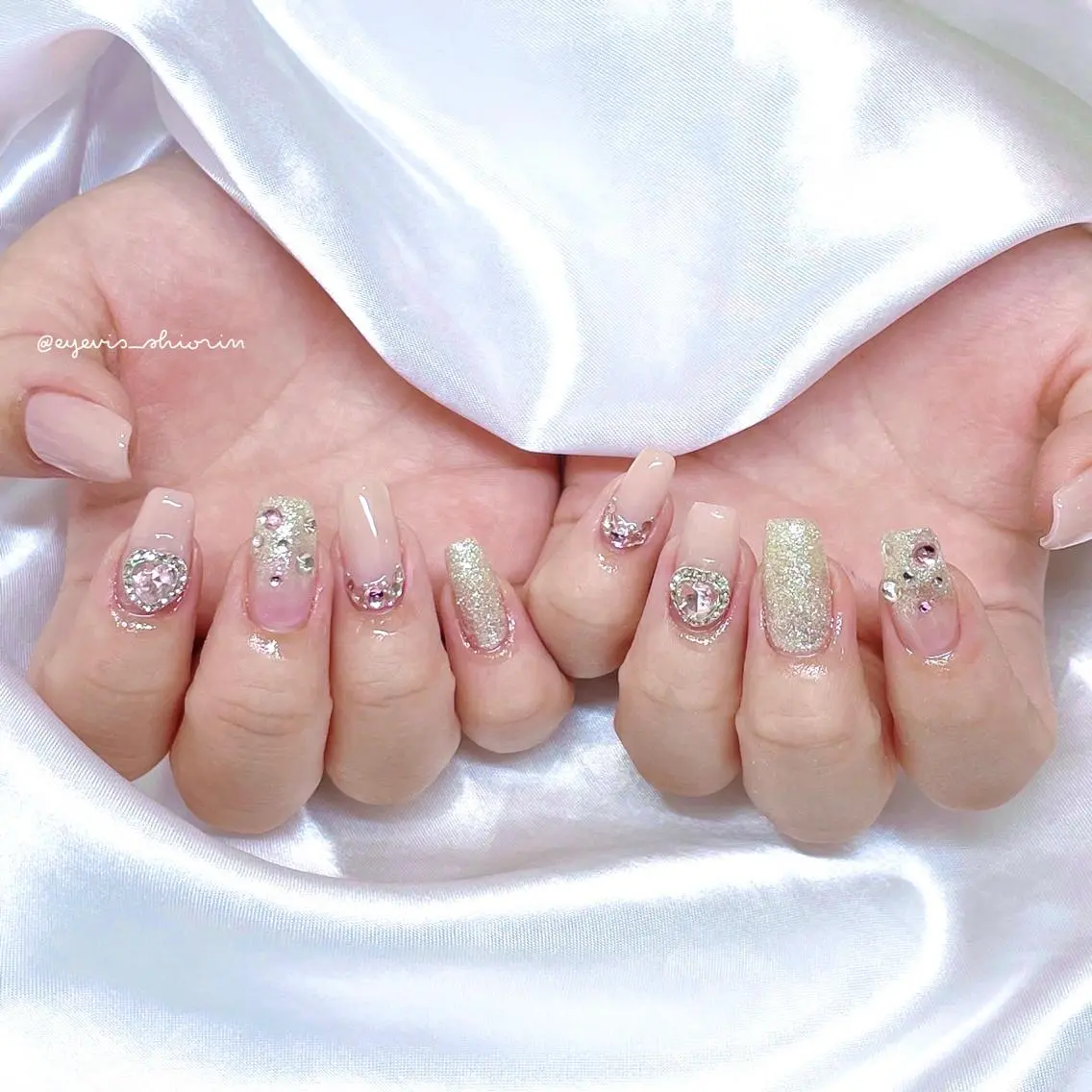ネイル 持ち込み ROWnail Shioneのネイルデザイン