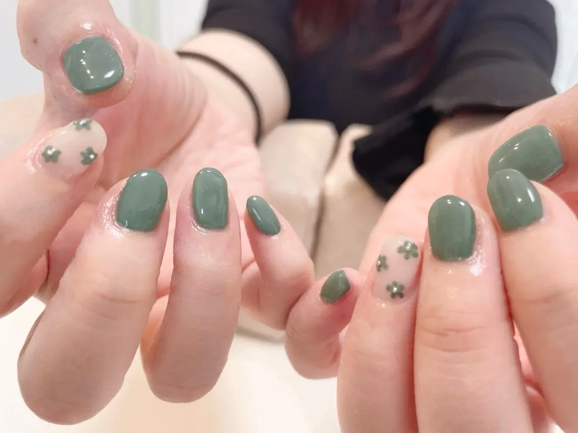 ネイル manis .のネイルデザイン