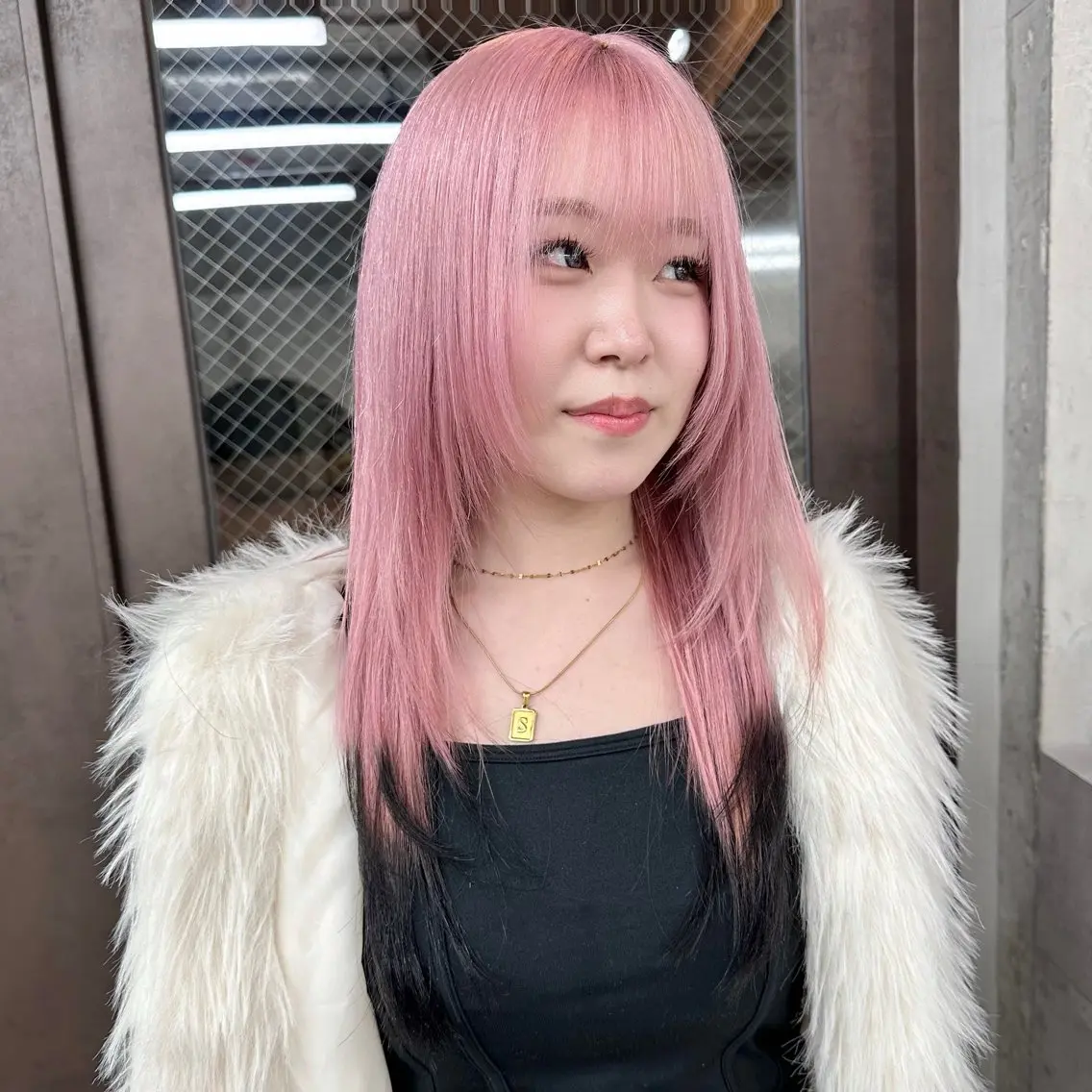 セミロング カラー ヘアアレンジ ヘアカラー トリートメント TAKUMAブリーチ /デザインカラーのヘアスタイル
