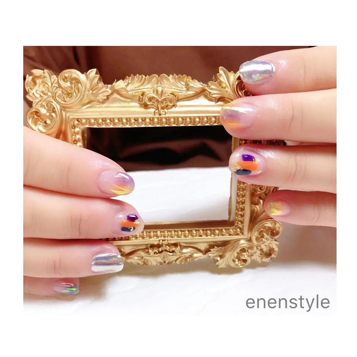 ショート ネイル オーロラネイル ジェルネイル ミラーネイル ニュアンスネイル オフィスネイル 🐾enen style 🐾のネイルデザイン