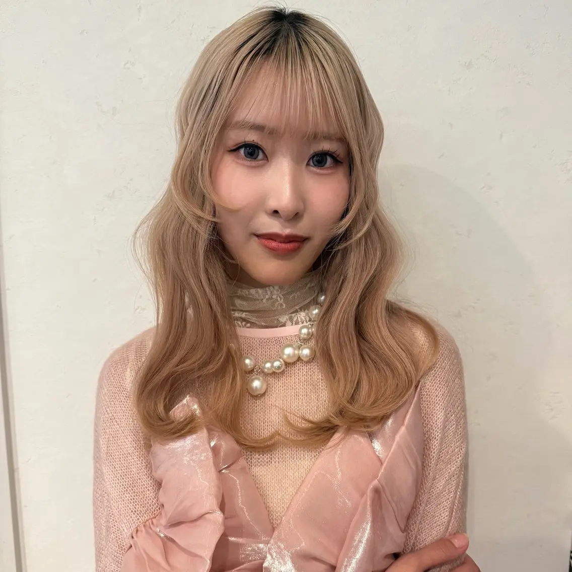 ロング カラー 柔らかいbeige ¦韓国¦🩰マユ🩰のヘアスタイル