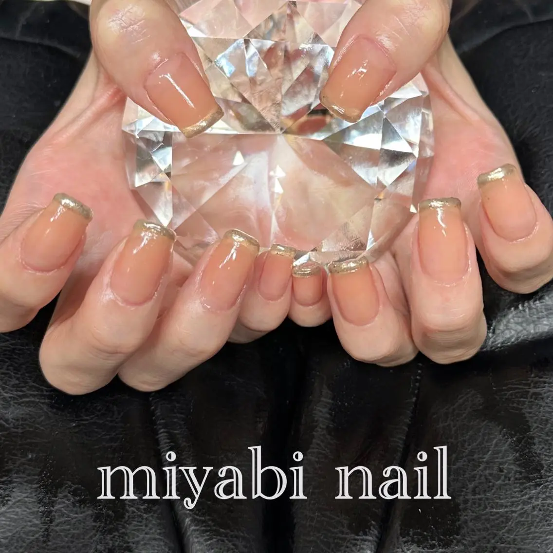 ネイル フレンチネイル ミラーネイル 持ち込み オレンジ シルバー ハンドネイル miyabi nail 桂川駅近くのネイルデザイン
