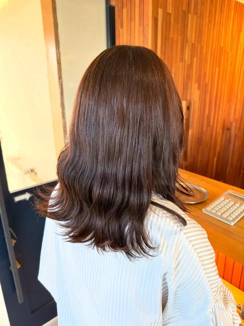 カラー 長谷川 那奈のヘアスタイル
