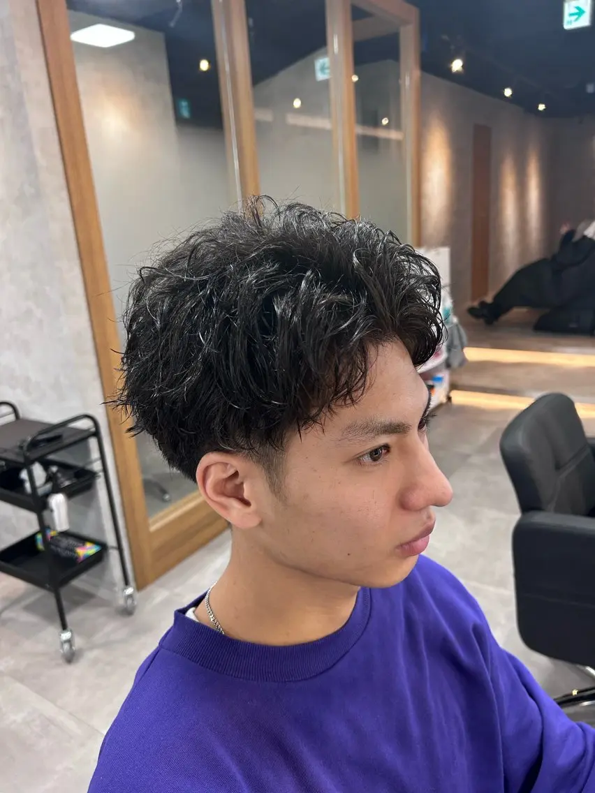 ショート カラー パーマ メンズ カット パーマ メンズ特化 👑YUTAのヘアスタイル