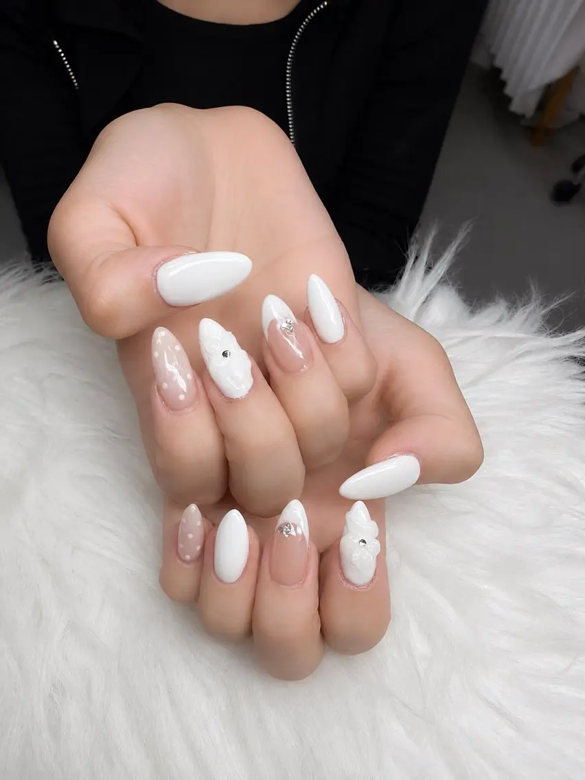 ネイル MIKA RUBY NAIL SLONのネイルデザイン