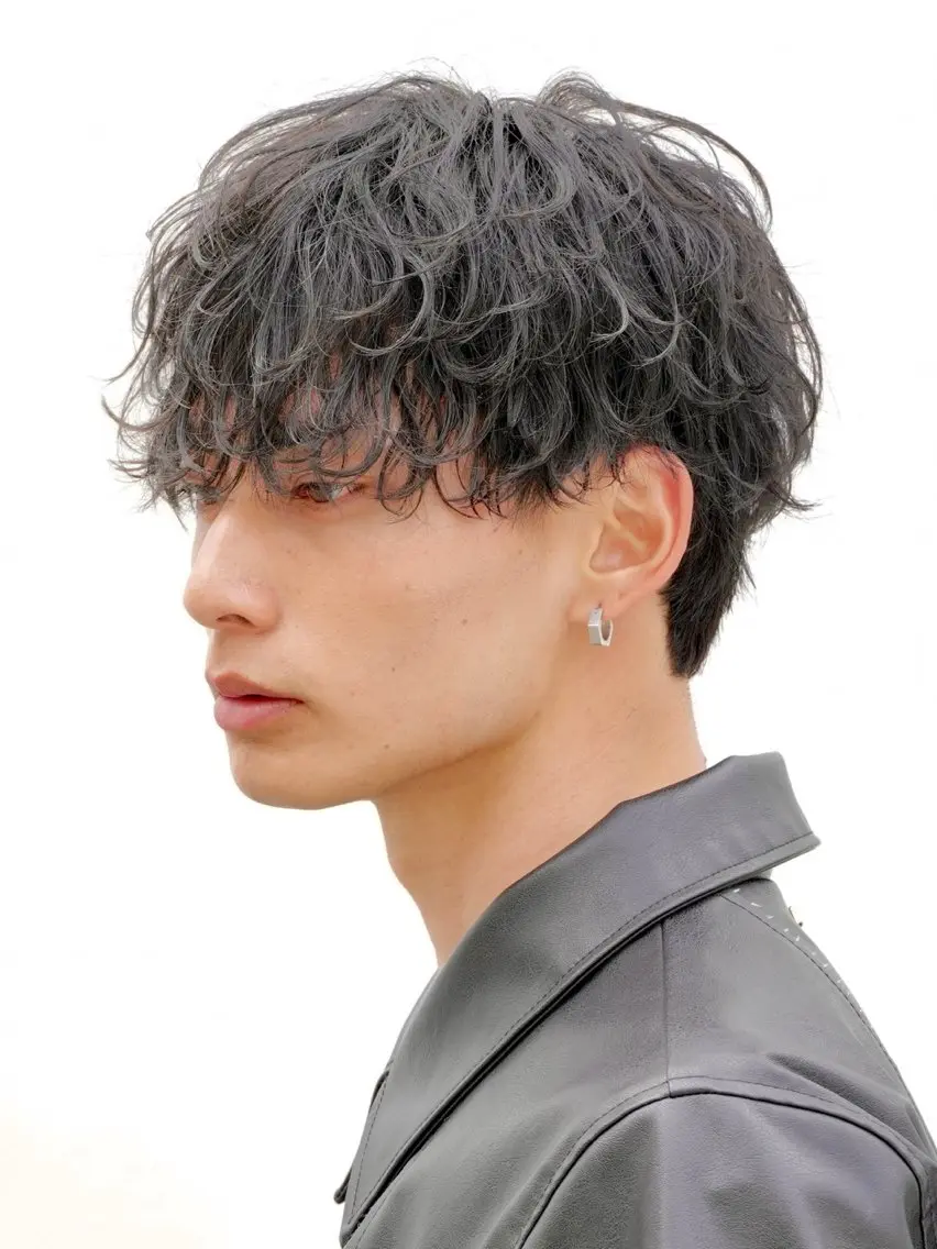 ミディアム パーマ メンズ ミディアムパーマ メンズパーマ ツイストスパイラルパーマ スパイラルパーマ fifth/ 原宿 メンズパーマ/希飛のヘアスタイル