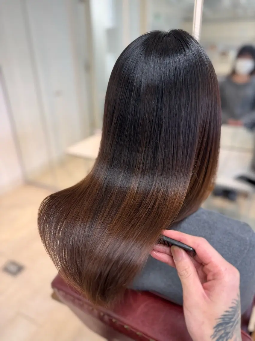 セミロング 髪質改善カラー 🕊️SOMAのヘアスタイル