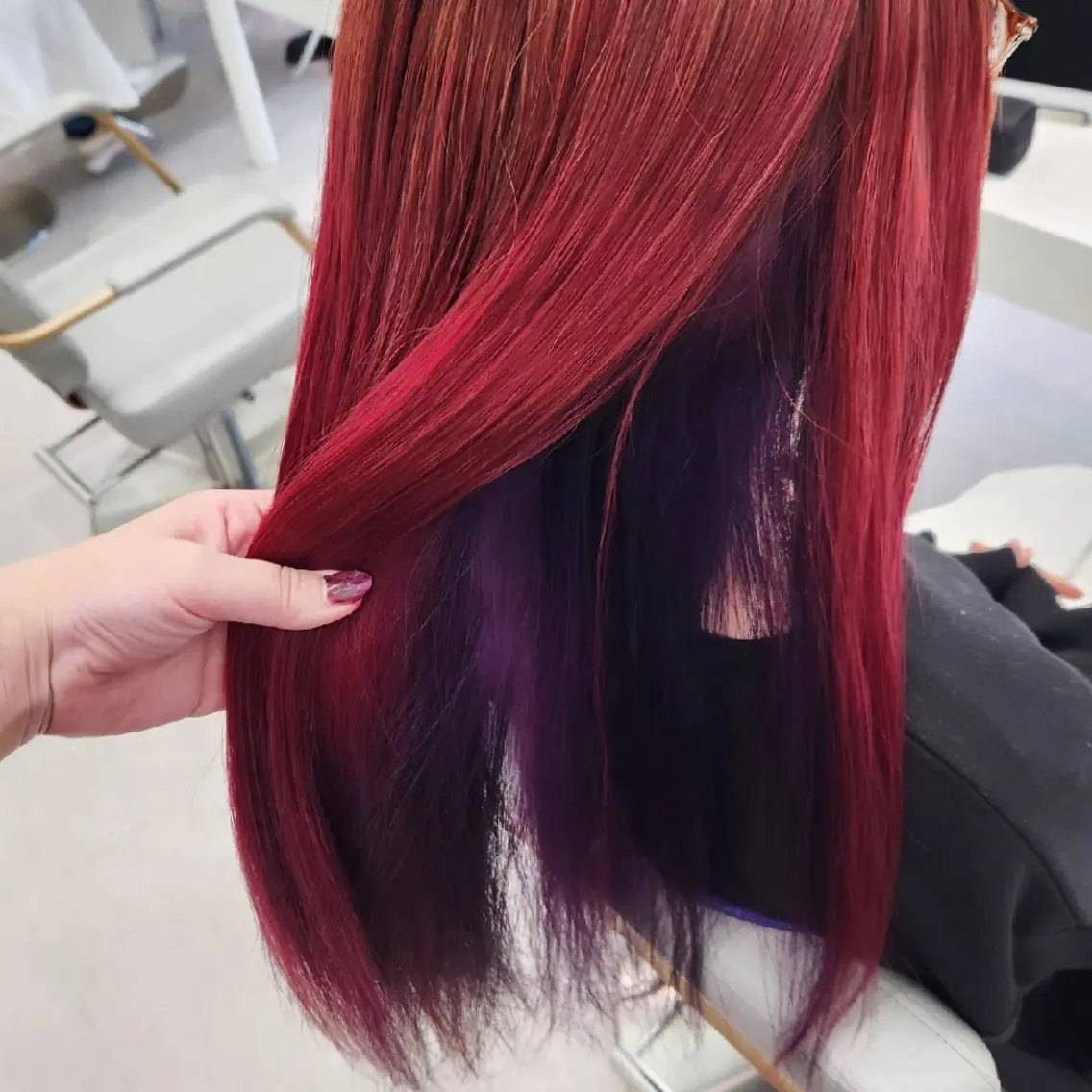 ロング カラー デザインカラー ヘアカラー トリートメント 推しアニメカラー🌈 ツヤ透明感カラー🦄のヘアスタイル