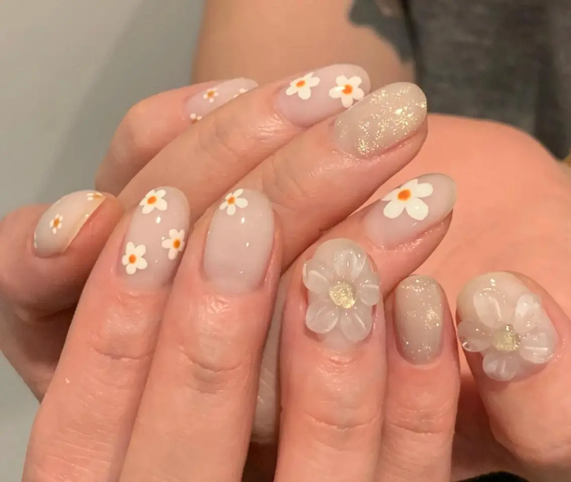 ネイル ハンドネイル ル ルのネイルデザイン