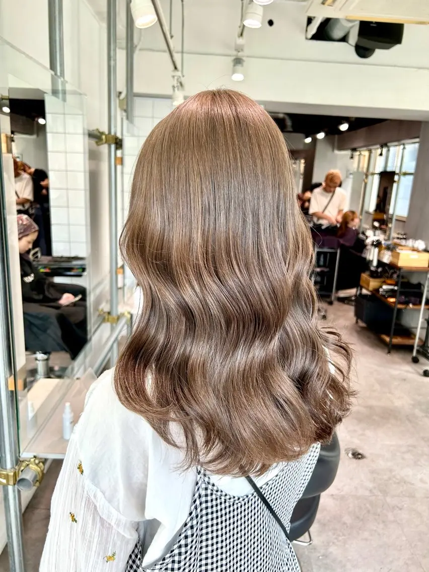 ロング カラー ヘアアレンジ トレンドモテカラー 🩷色落ちまで可愛くのヘアスタイル