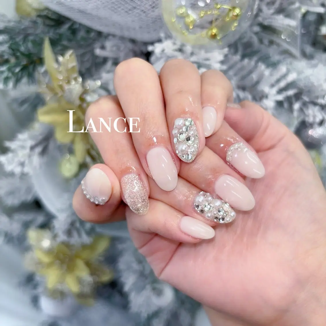 ネイル オーロラネイル フットネイル フレンチネイル ガラスフレンチ 氷ネイル・うるうるネイル ハンドネイル Lance nailのネイルデザイン