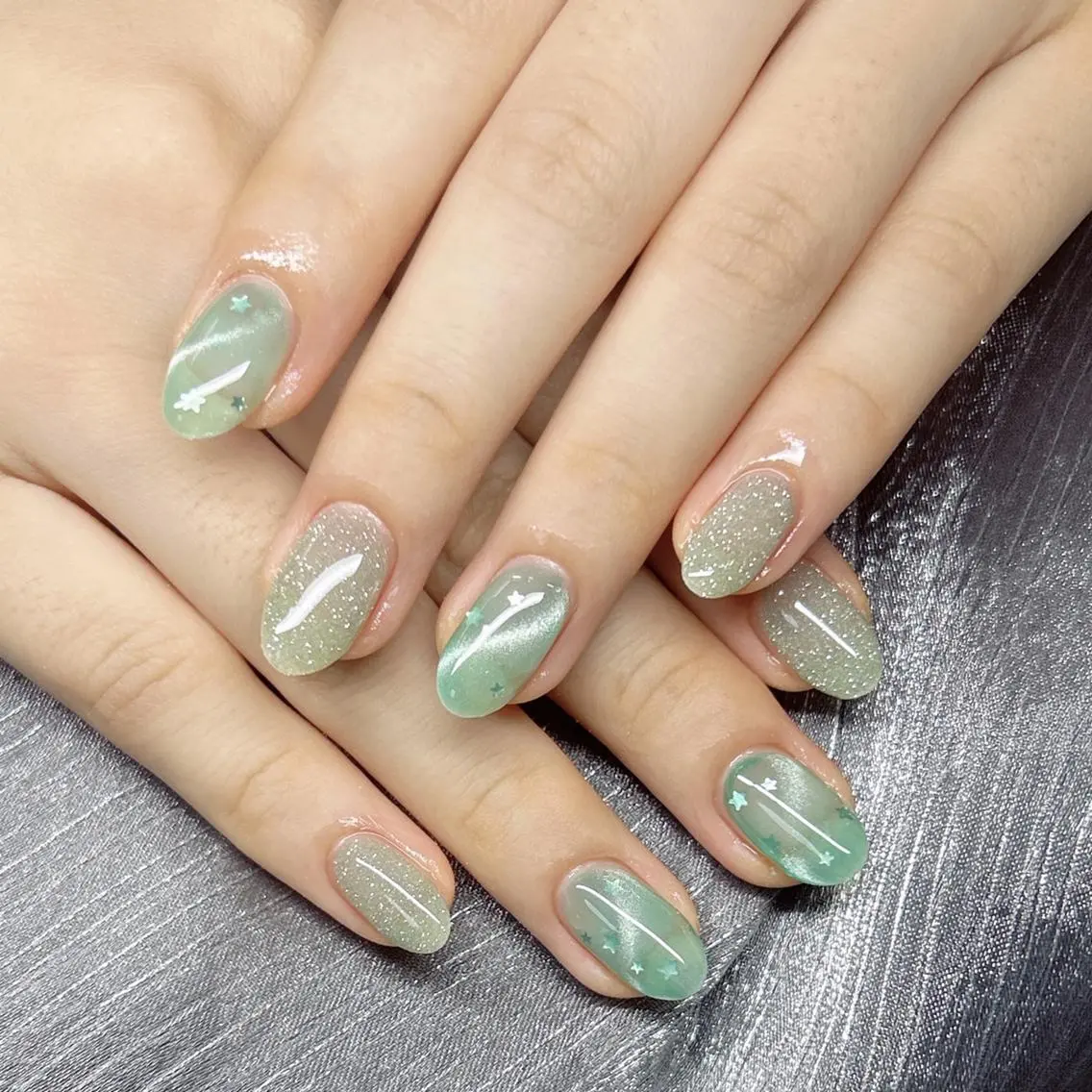 ネイル 🩷 Mio 🩷のネイルデザイン