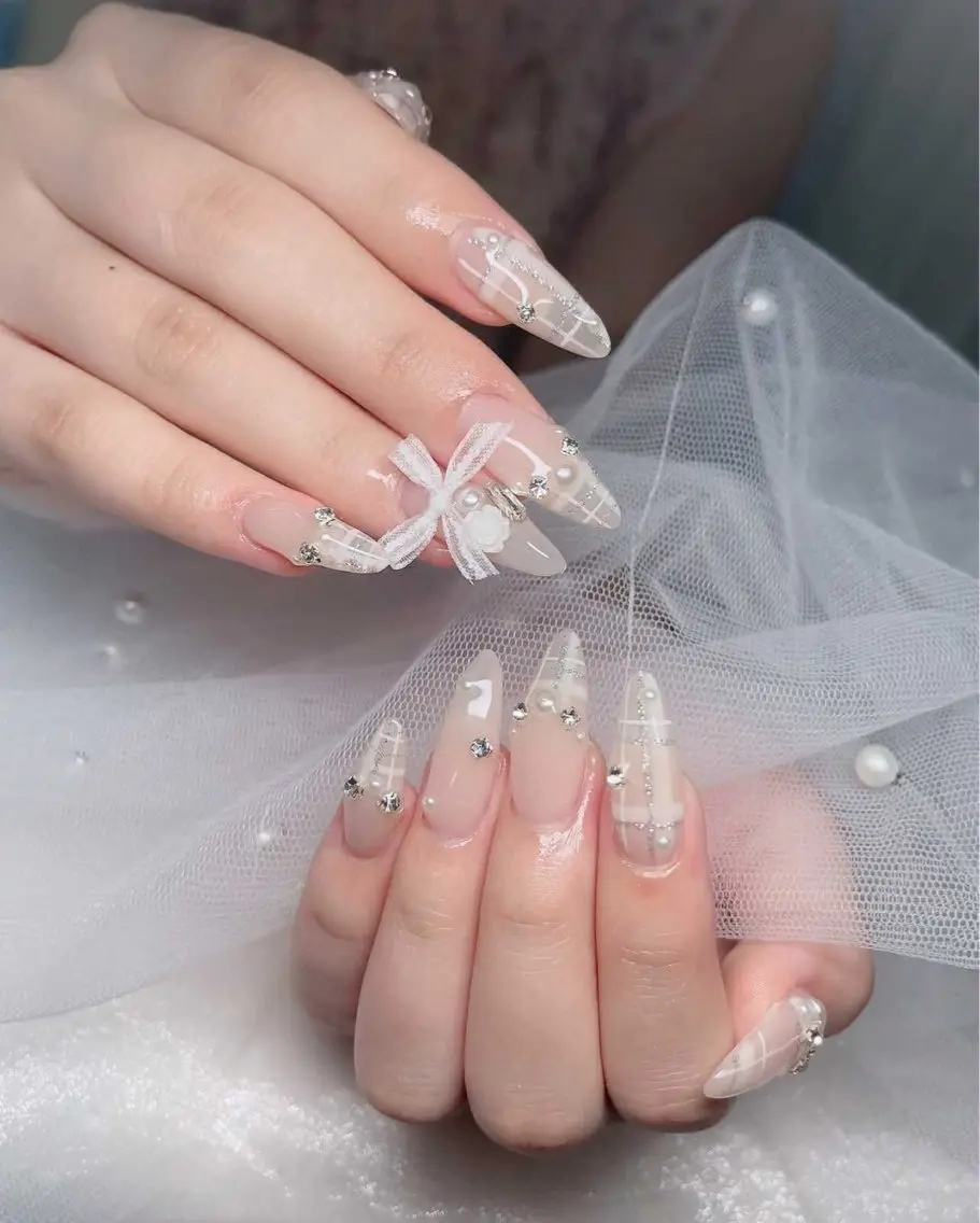 ネイル アートネイル ジェルネイル ゴージャス キラキラネイル 韓国ネイル ハンドネイル GOHOUBI Nail 心斎橋店のネイルデザイン