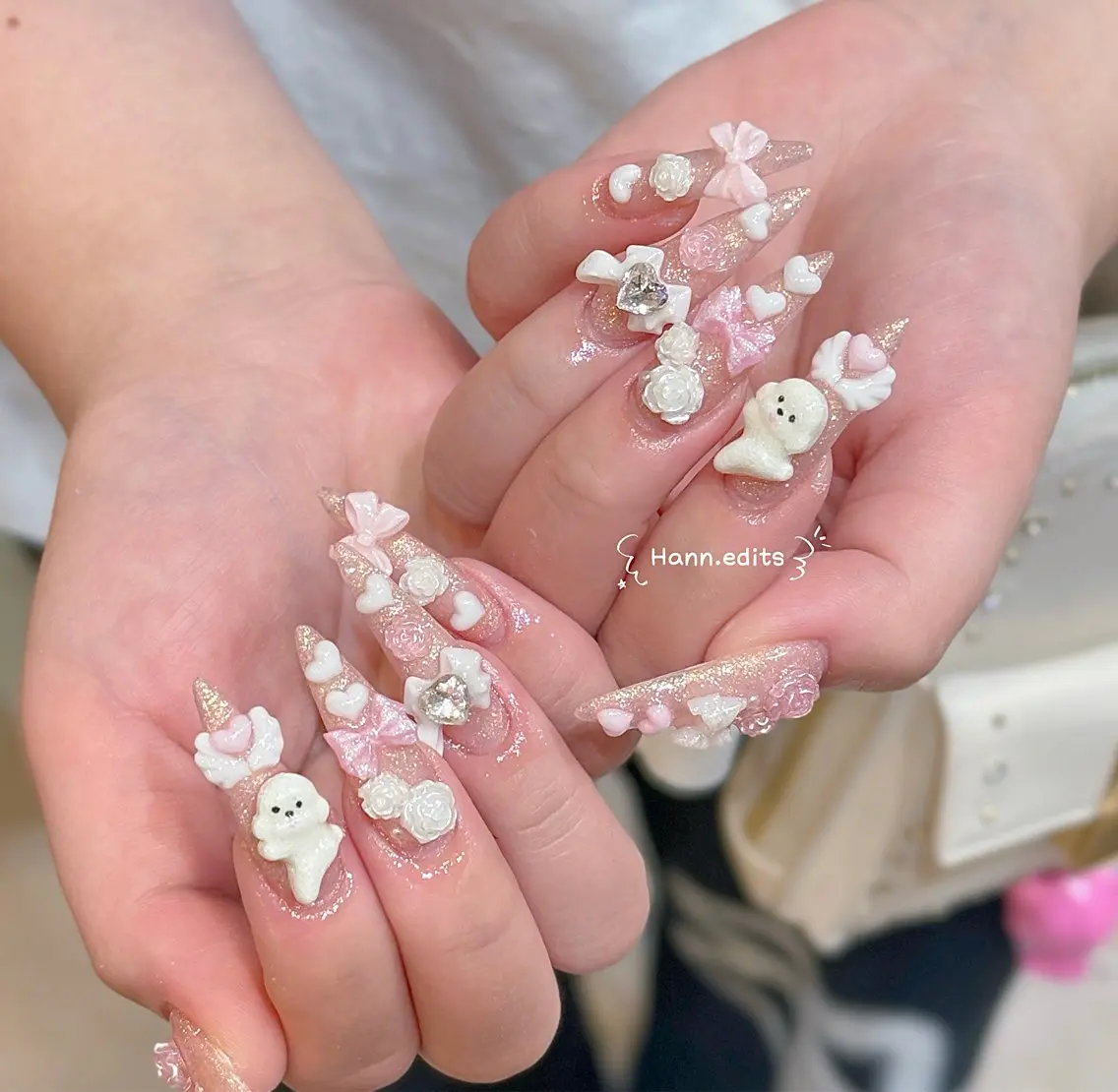 セミロング ハンドネイル Hi beauty 渋谷のネイルデザイン