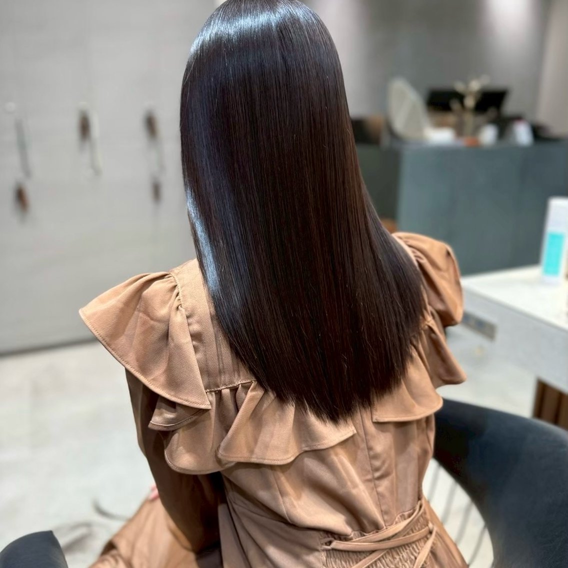 セミロング カラー ブラウンカラー 透明感カラー ディープラベンダー ラベンダーカラー ラベンダーブラウン カット ヘアカラー 縮毛矯正 トリートメント レイヤー/艶感カラー /メンズ/KOSEIのヘアスタイル