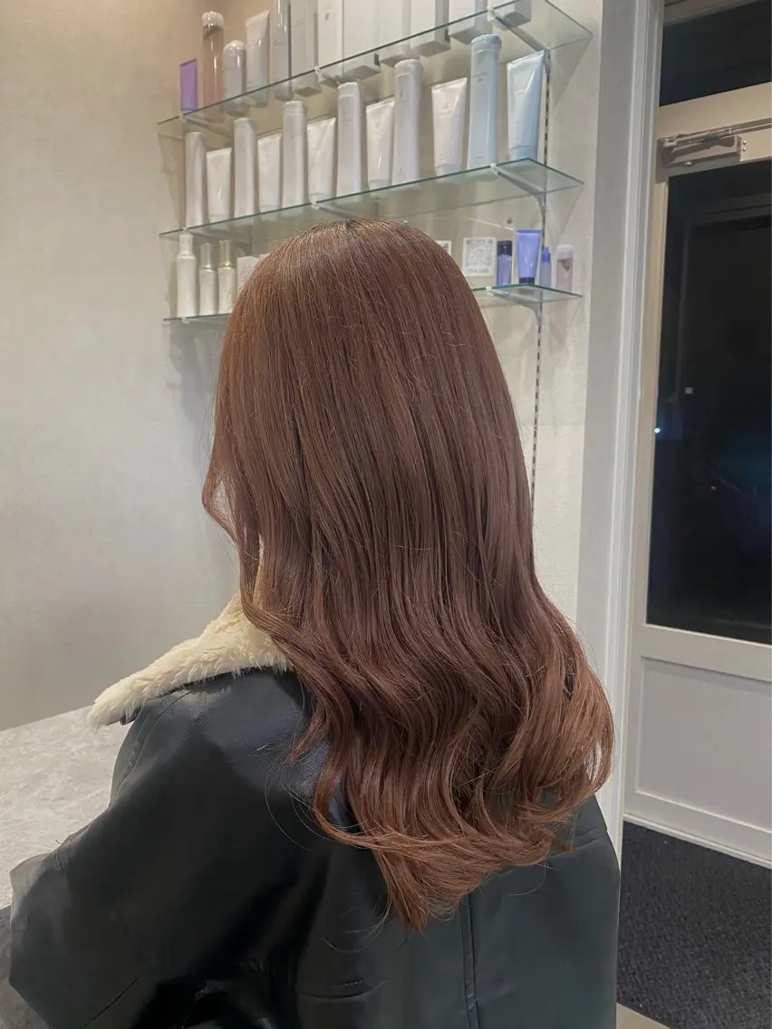 ロング カラー ベージュカラー ピンクカラー ピンクベージュ 小西 由季乃のヘアスタイル