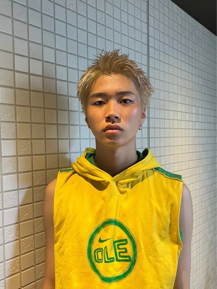 ショート カラー パーマ メンズ スパイキーショート ショートヘア 吉岡 幸之進のヘアスタイル