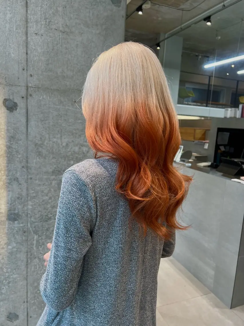 ロング カラー グラデーションカラー カット ヘアカラー トリートメント 吉沢遣人/レイヤー 艶カラー/抜け感のヘアスタイル