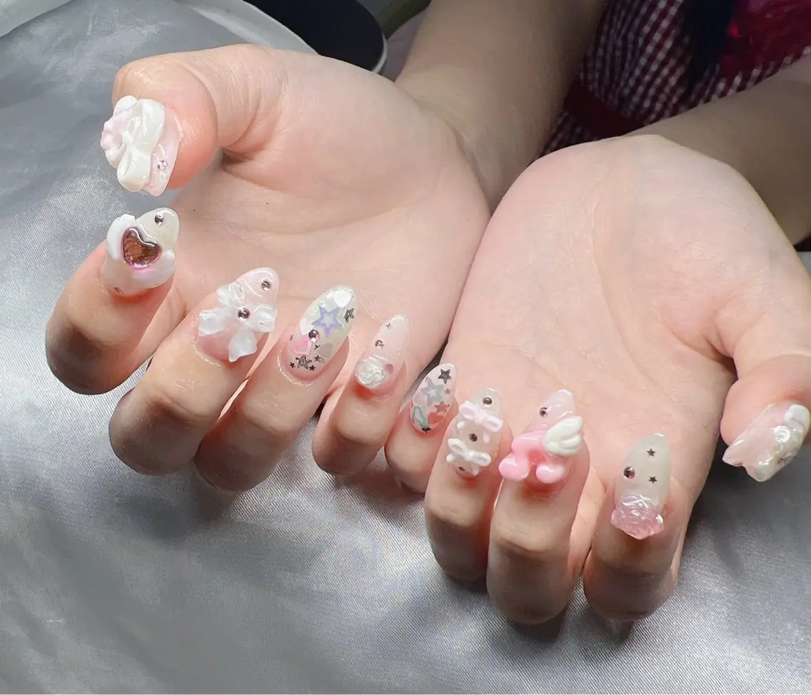 ネイル 長さ出し グラデーション 卒業式 キラキラネイル マグネットネイル ハンドネイル Lee Nailsのネイルデザイン