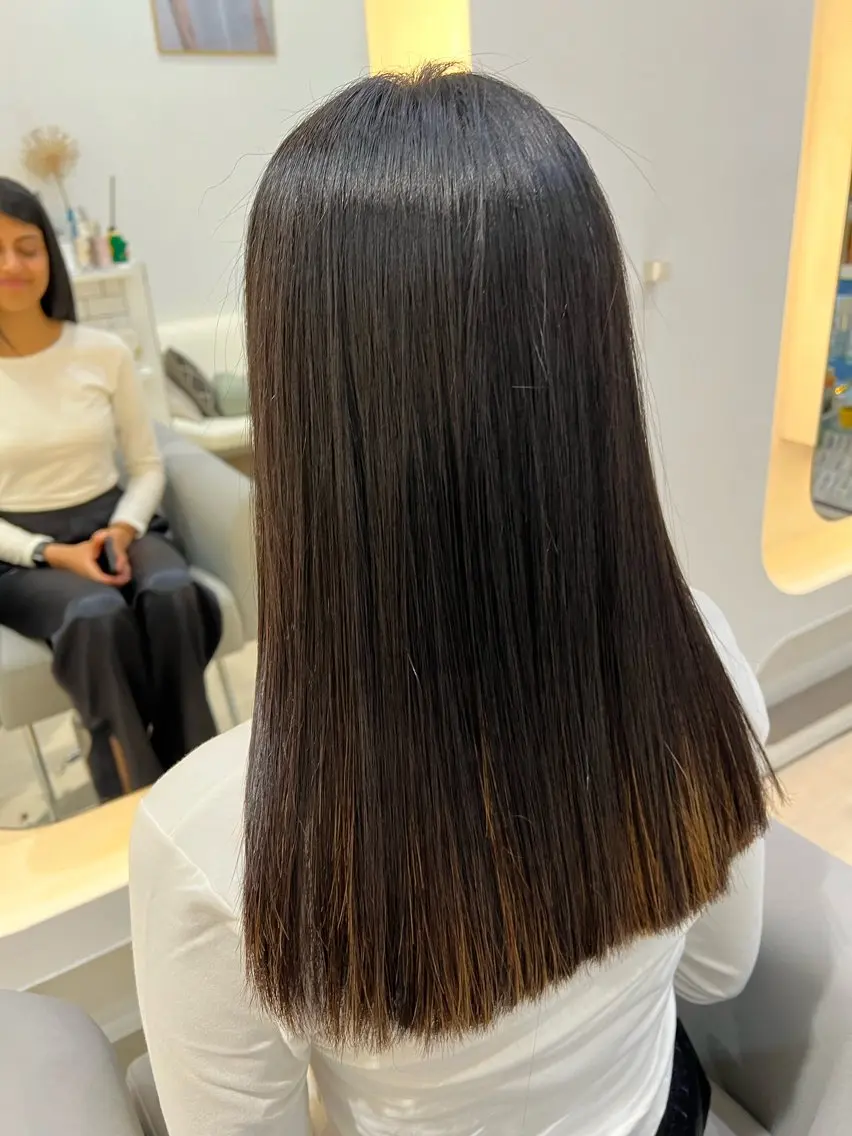 ミディアム カラー パーマ 縮毛矯正 堀井 凌平のヘアスタイル