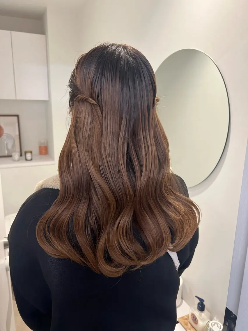 ヘアアレンジ ヘアセット アレンジ/ブラウン カラー HARU🕯のヘアスタイル