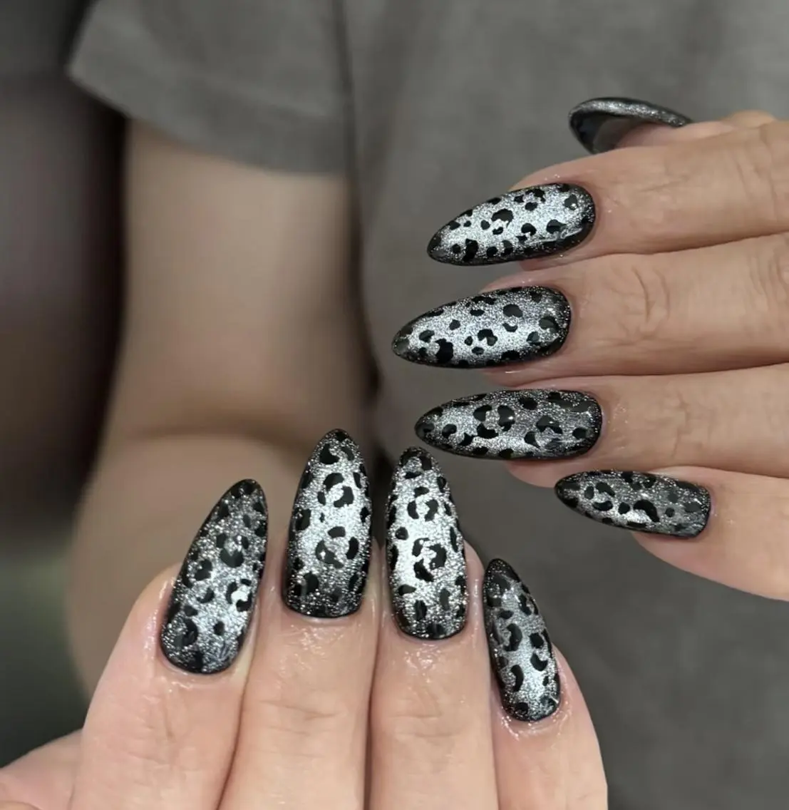 ネイル ハンドネイル 🎀 Ayaka_nailのネイルデザイン