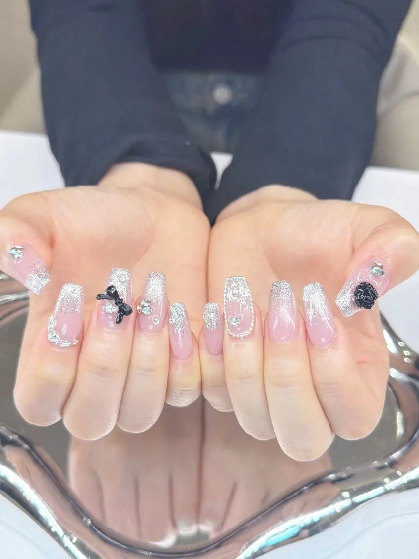 ネイル ジェルネイル ミラーネイル ニュアンスネイル 夏ネイル ネイルチップ ハンドネイル ハンドケア Mai nail サロン渋谷のネイルデザイン