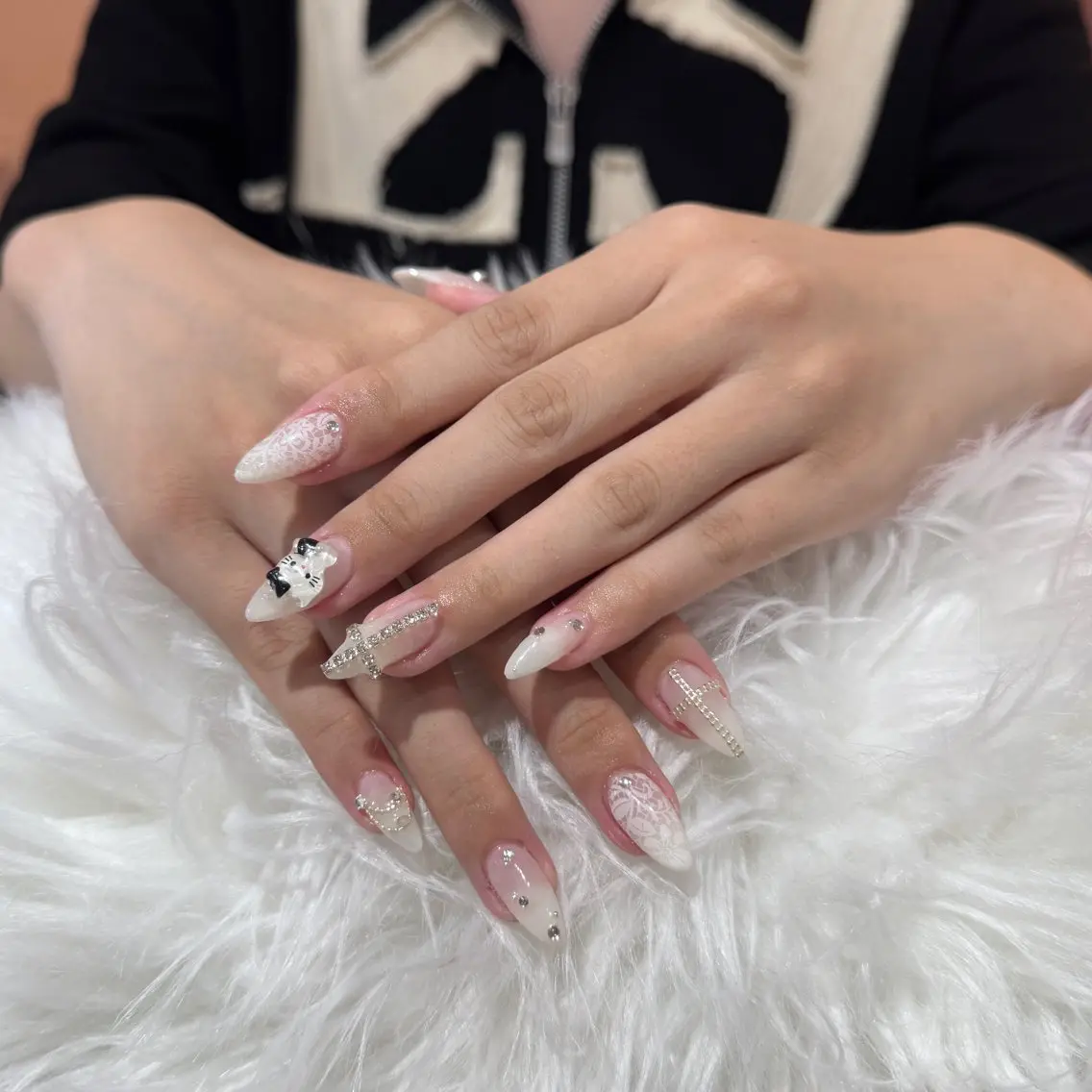 ネイル ジェルネイル 持ち込み ネイルチップ ハンドネイル Anmi nail Rio 新宿のネイルデザイン