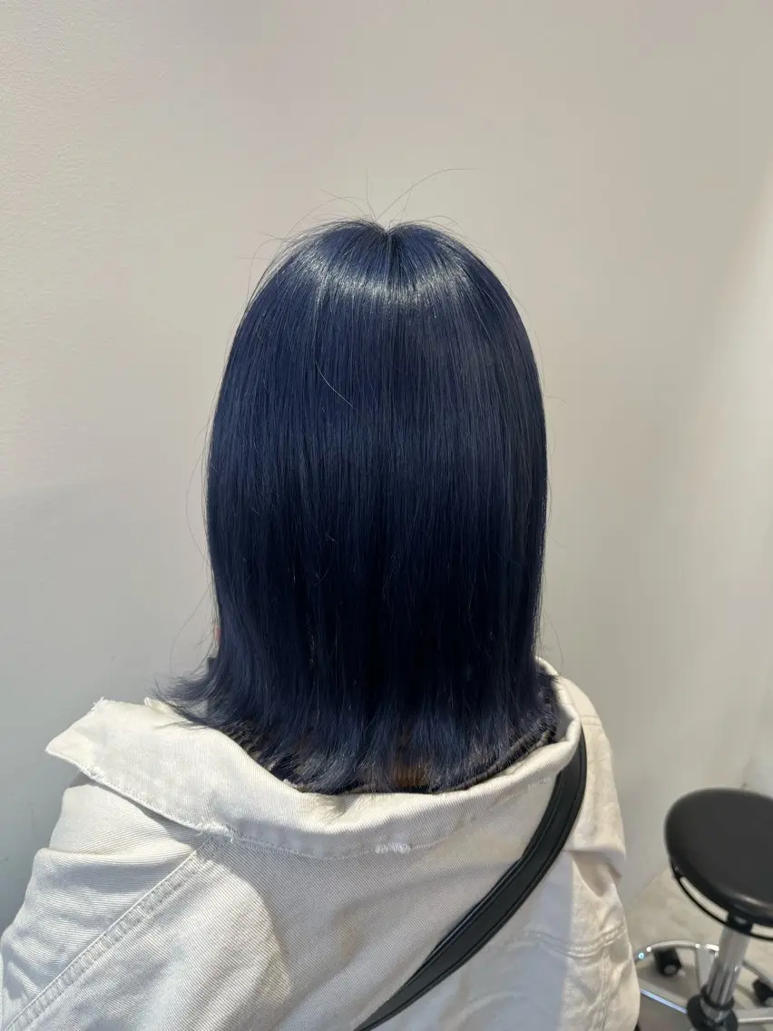 ミディアム 切りっぱなしボブ ボブレイヤー ミディアムパーマ ボブ 髪質改善 ヘアカラー こじま しょういちのヘアスタイル