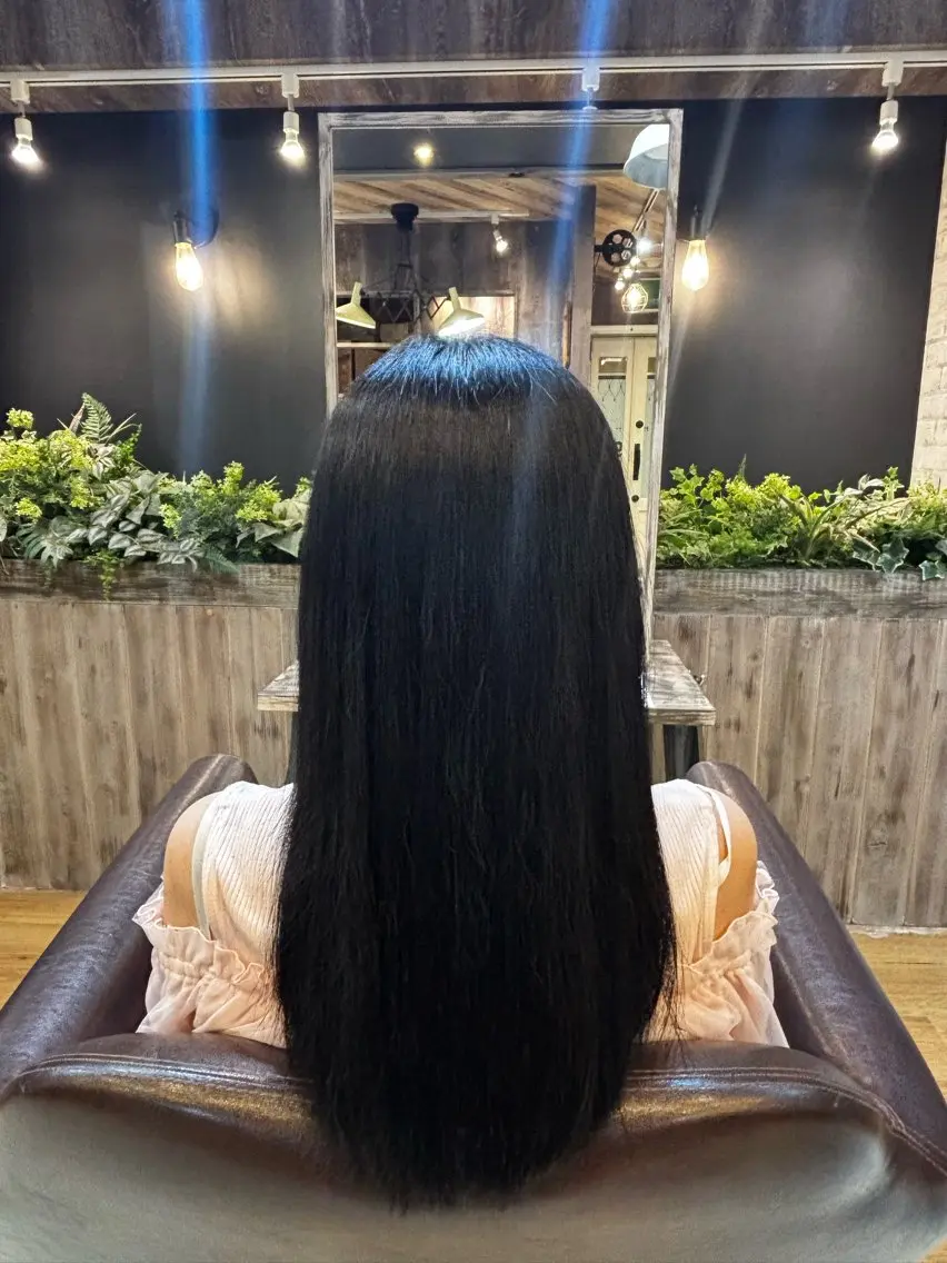 ロング カラー 上田 良夢のヘアスタイル