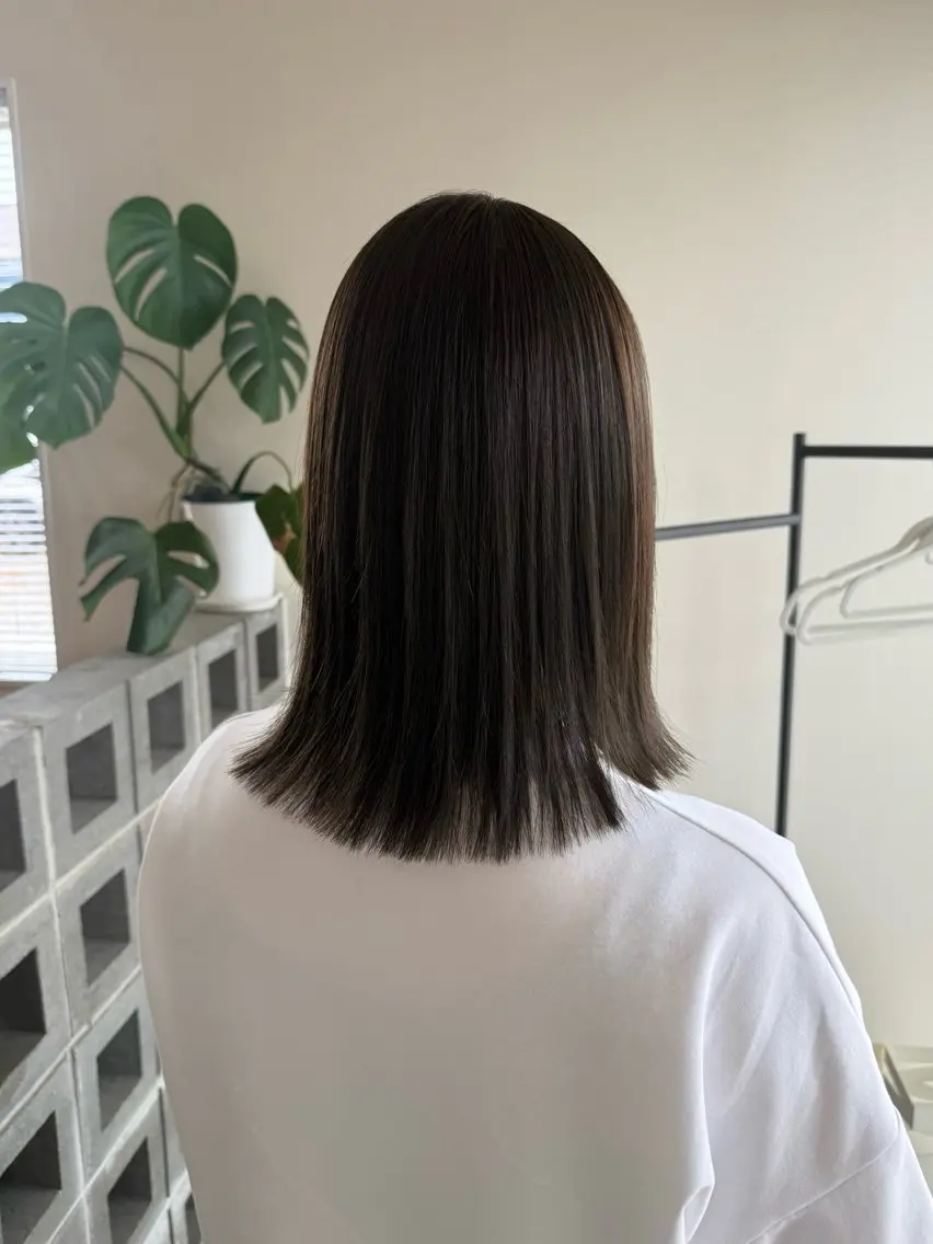 ミディアム カラー カット ヘアカラー neneka レイヤー／パーマのヘアスタイル