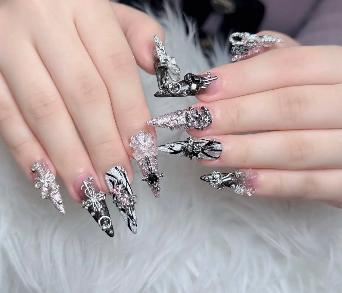 ネイル アートネイル フレンチネイル ジェルネイル 韓国ネイル マグネットネイル ハンドネイル Lenie Nailsのネイルデザイン
