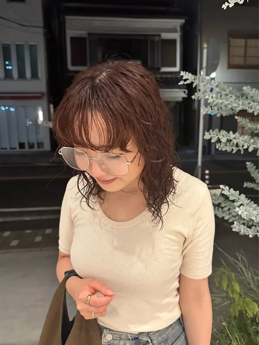 カラー パーマ ピンクカラー 上米良 麻衣のヘアスタイル