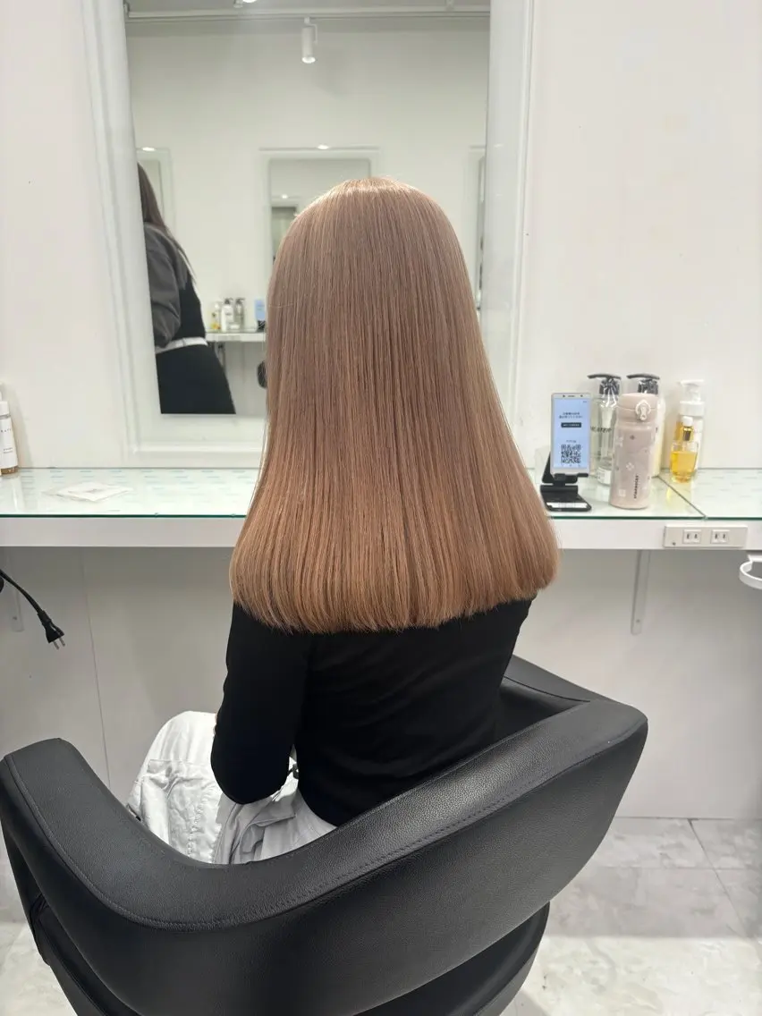 【🎀垢抜けミルクティー🎀】🌟ダブルカラー🌟+🌟ケアブリーチ付き🌟の写真