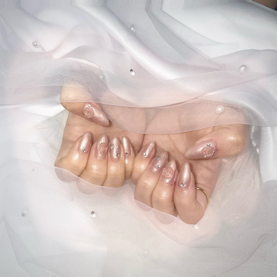 ネイル ハンドネイル platinum doll栄 airiのネイルデザイン