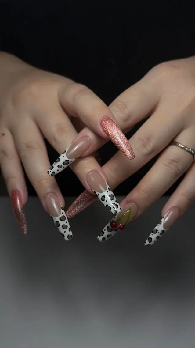 ネイル ハンドネイル Same🎀 所沢ネイルサロンのネイルデザイン