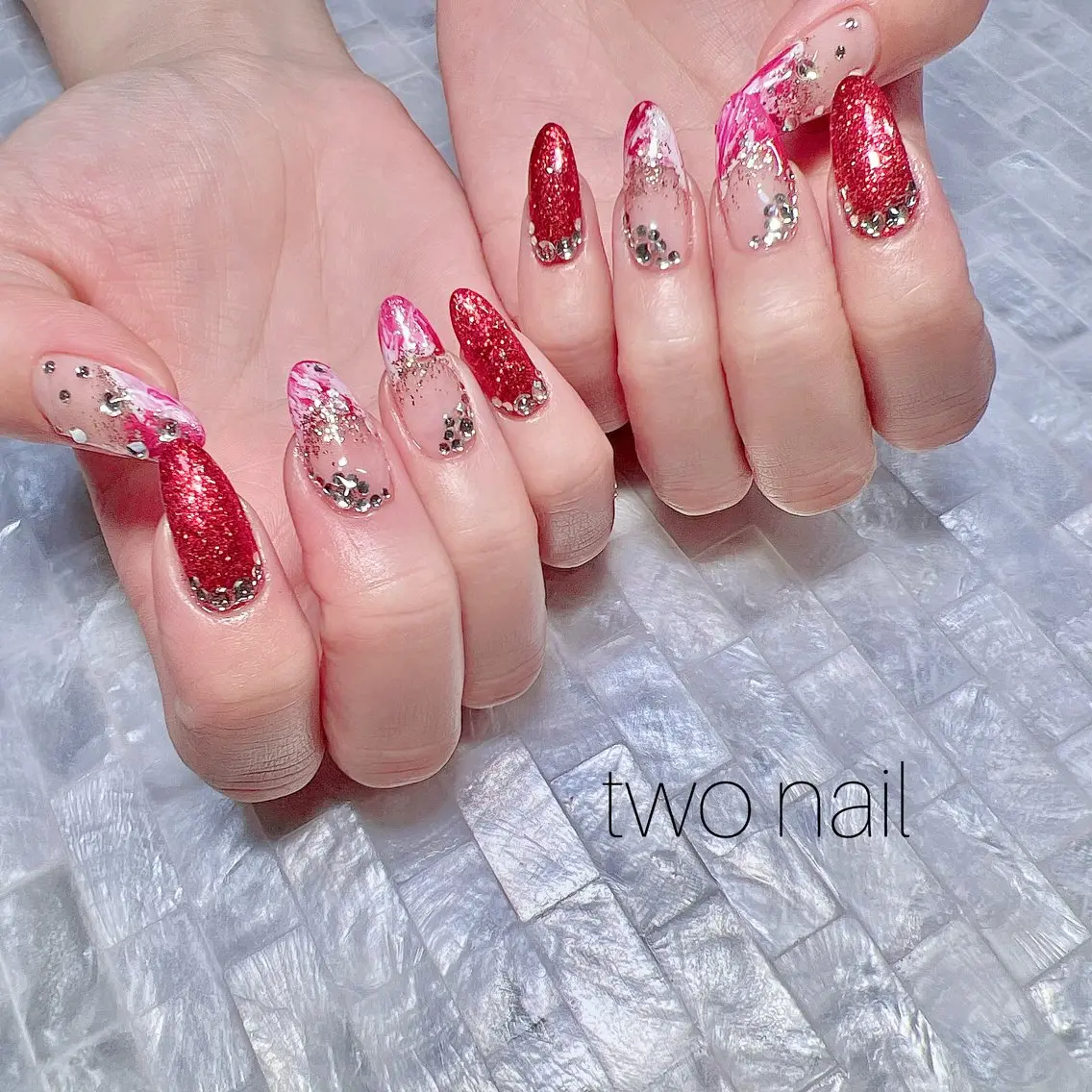 ネイル アートネイル ネイルチップ ホワイト ハンドネイル two nailのネイルデザイン