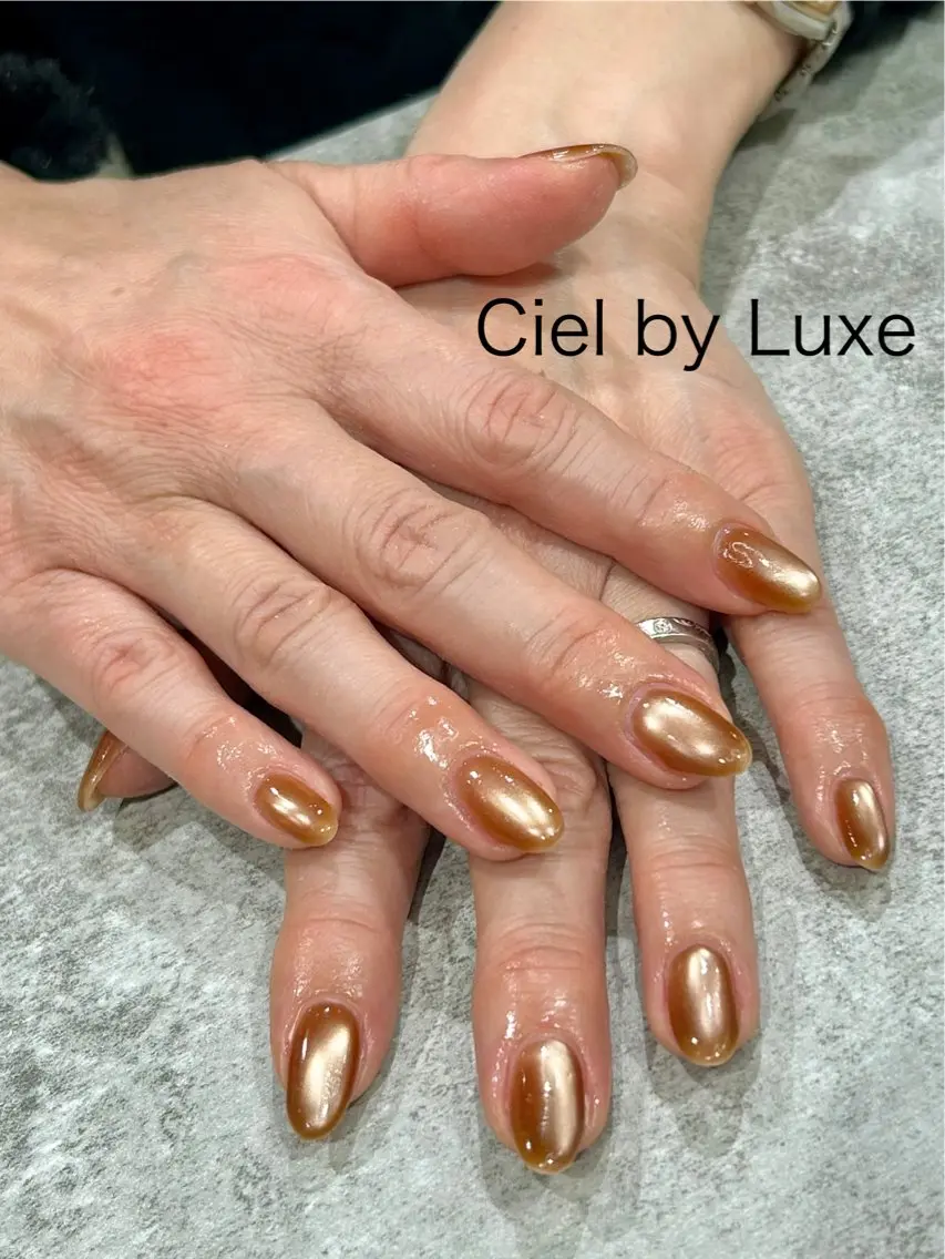ネイル マグネットネイル CielbyLuxe manamiのネイルデザイン