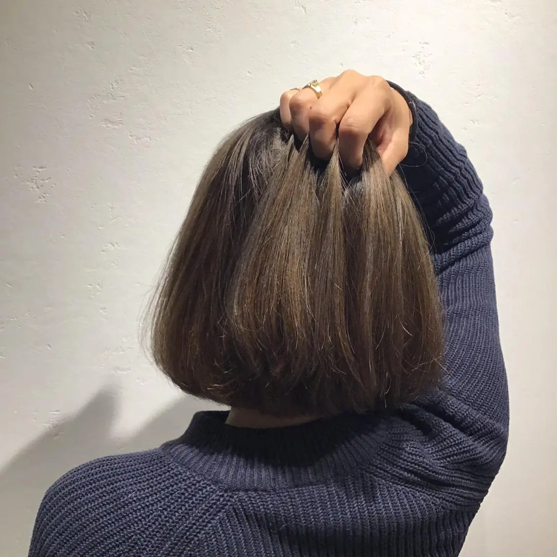 ショート カラー アッシュ アッシュグレー アッシュグレージュ バレイヤージュ グレージュ ヘアカラー やまぐち まりんのヘアスタイル