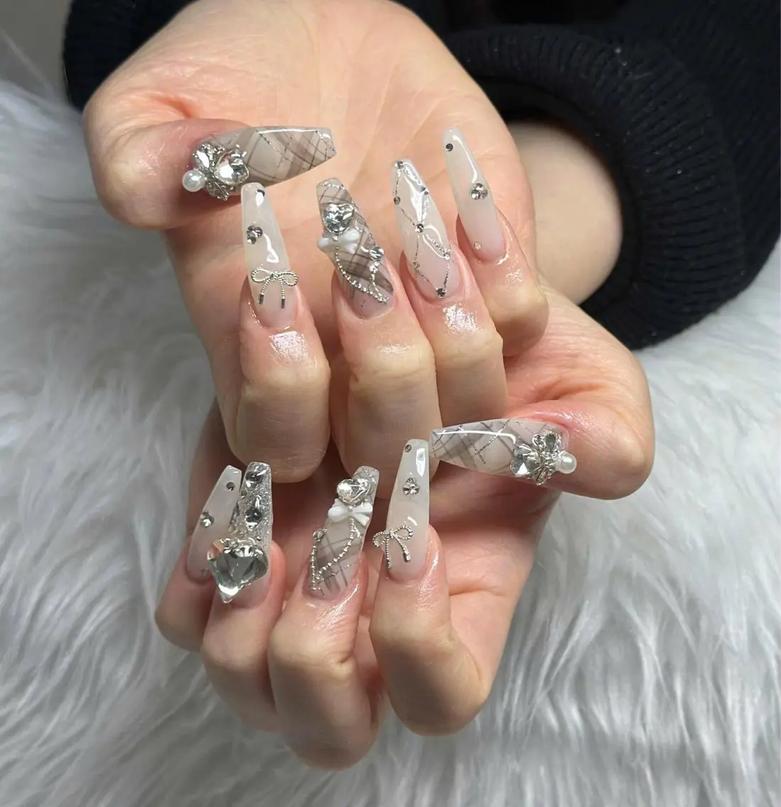 ネイル フレンチネイル ジェルネイル ハロウィン 韓国ネイル マグネットネイル ハンドネイル Hbaby nailのネイルデザイン