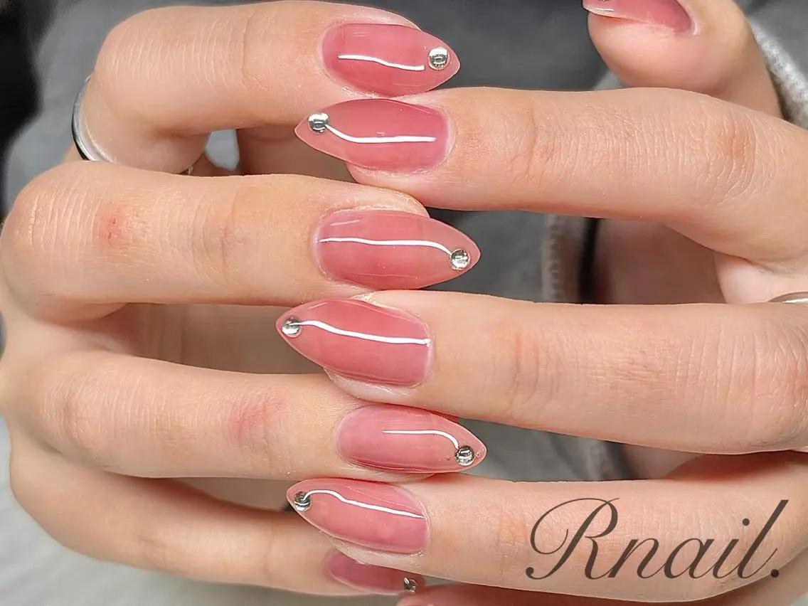 ネイル ストーンネイル ハンドネイル R nail.のネイルデザイン