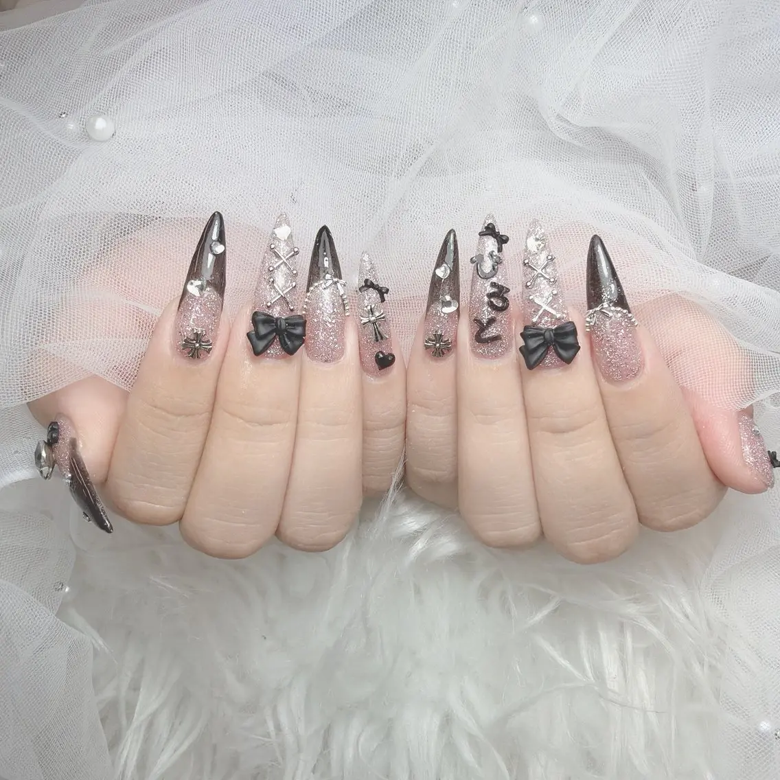 ネイル アートネイル ジェルネイル 韓国ネイル リボン ワンホンネイル ハンドネイル Lana Nailのネイルデザイン