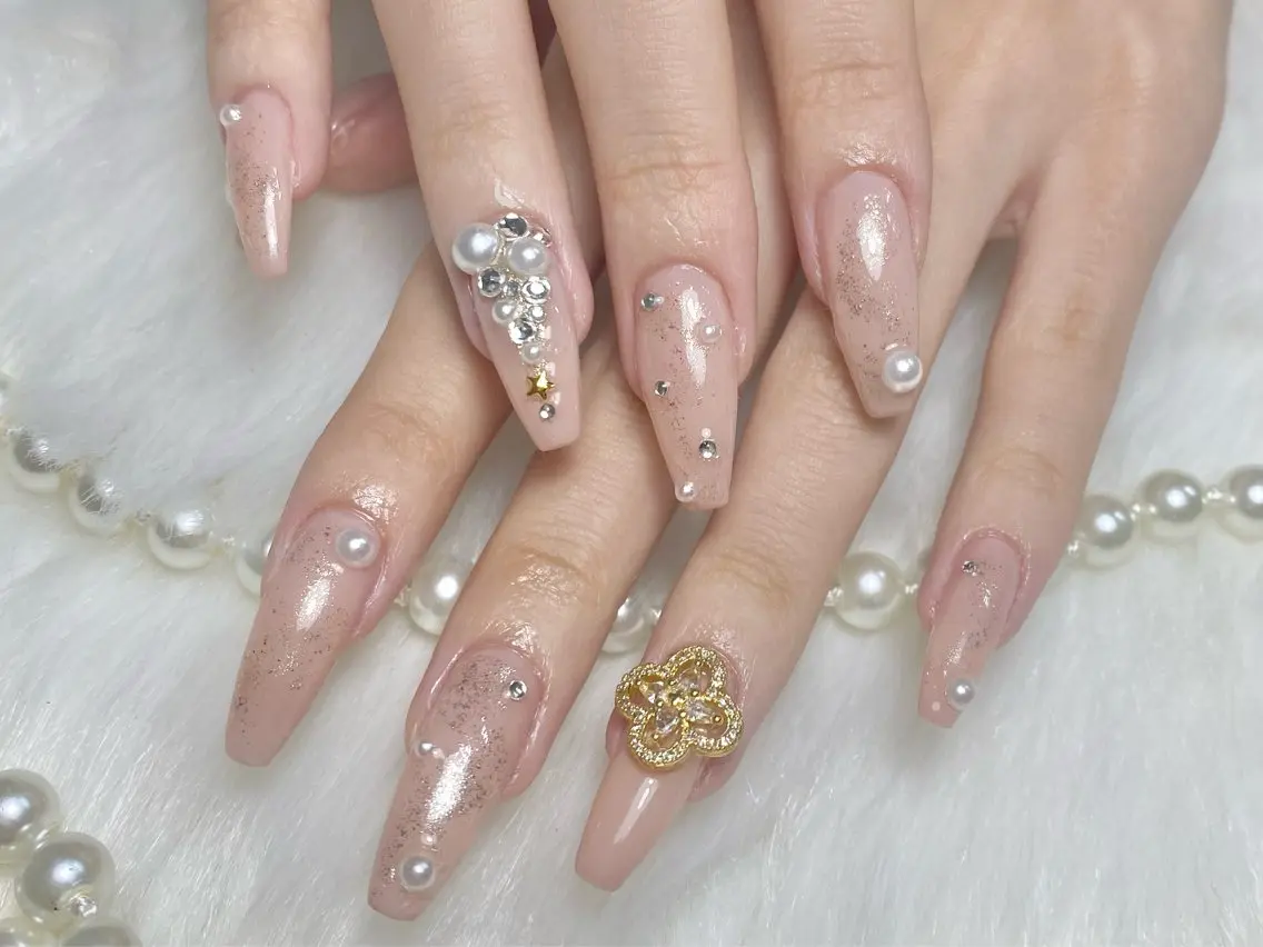 ネイル ハンドネイル charmant momokaのネイルデザイン