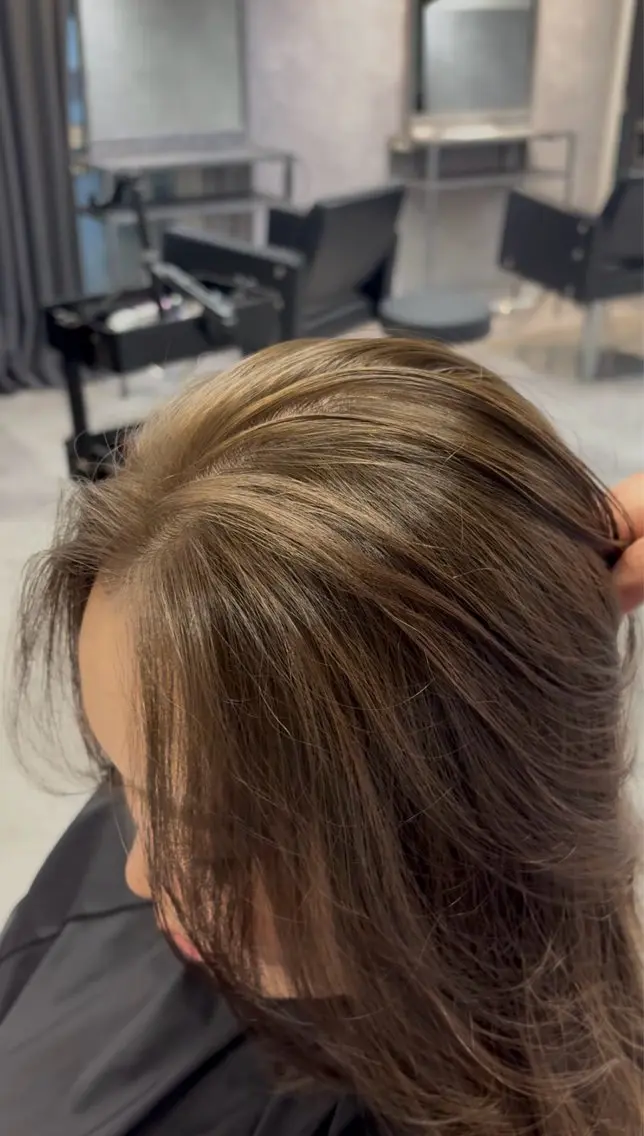 カラー ヘアカラー 柔ベージュ、上品 ／ボブ　ユミのヘアスタイル